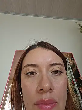 valery_mora: απευθ είας συνομιλία ΧΧΧ