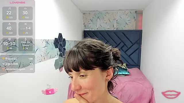 Valery_More__ Adlı Modelin Canlı XXX Sohbeti