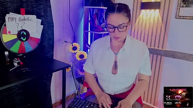 Chat +18 de Ivvannaparis ao vivo