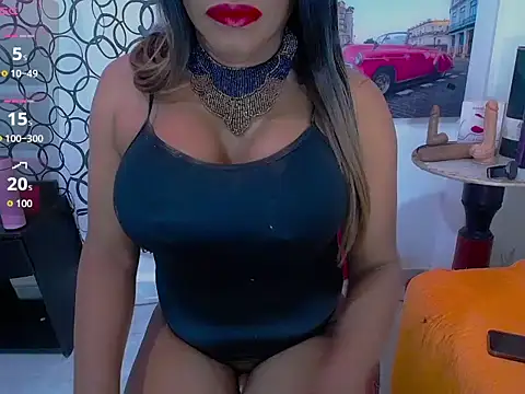 AntonetteBigCock 라이브 XXX 채팅