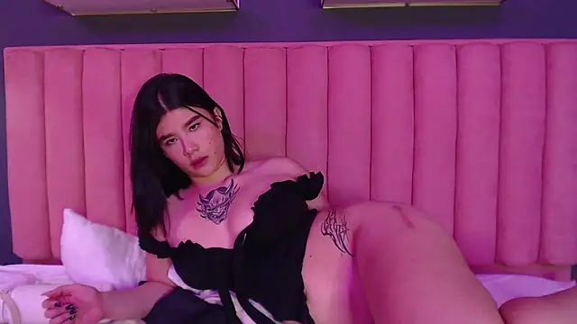 Chatroom XXX en direct de SkyeBela