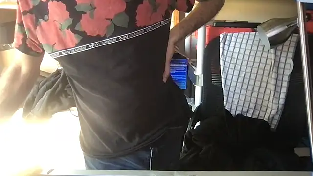 โชว์เว็บแคมของ SinlessFreedom7