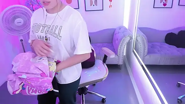 Victoria__doll: απευθείας συνομιλία ΧΧΧ