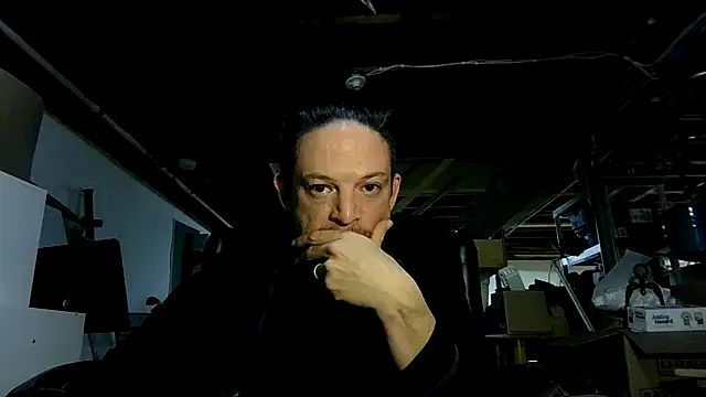 Chat XXX ao vivo de ShadowLove85