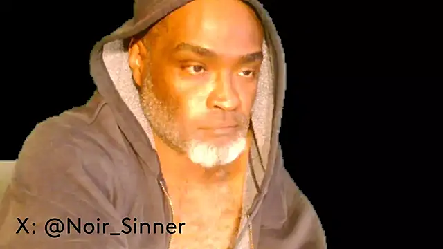 แชท XXX สดของ sinnernoir