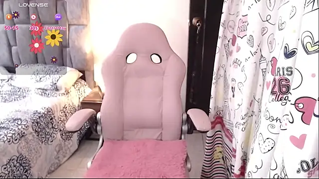 Alicelunaa Chat XXX live