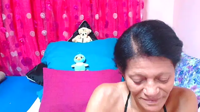 SLUTTYROXY – Live XXX-chat