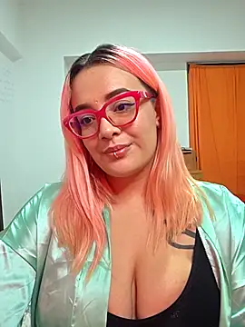 Chatroom XXX en direct de Nova-Satela