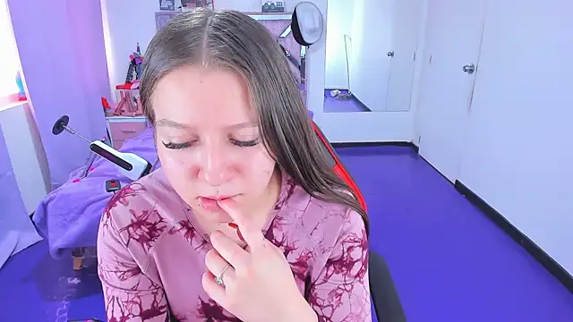 Luna_Analya 即時 XXX 聊天