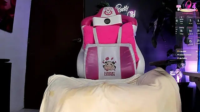 Katiehill_1 Adlı Modelin Canlı XXX Sohbeti