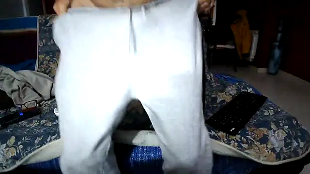 maduroguapo: διαδικτυακό σόου στην κάμερα