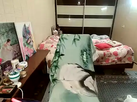 Lia_Laguna77 Adlı Modelin Canlı XXX Sohbeti