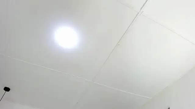 dani-lueのライブXXXチャット