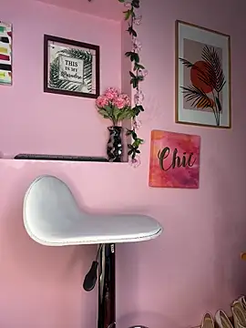 _zoe_bakerr élő XXX-chatje