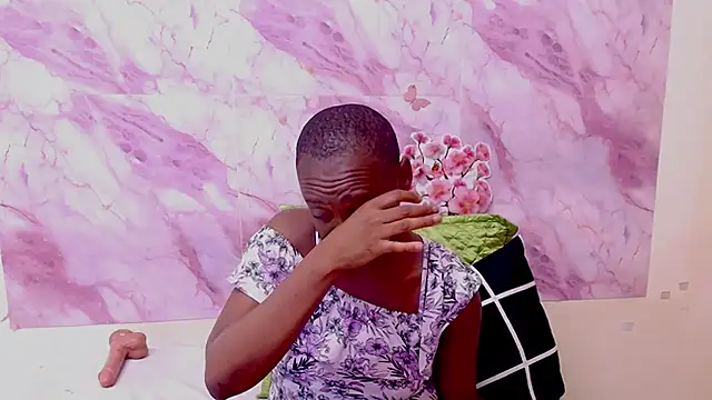 Chat XXX ao vivo de EbonyOlive69