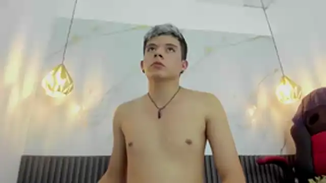 دردشة AndyFame1 الجنسية المباشرة