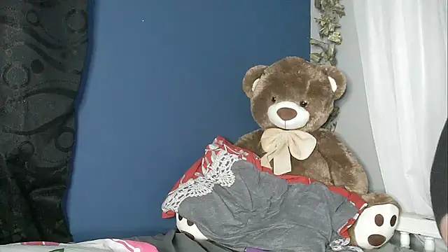 lunahototinparis18 élő XXX-chatje