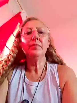 Chat +18 de MILEIDE980 ao vivo