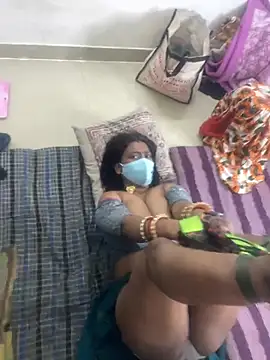 Komal_Meghawani élő XXX-chatje