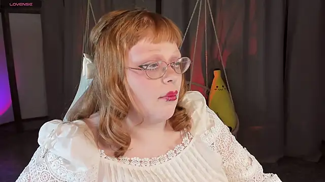 Chat +18 de LottieReed ao vivo