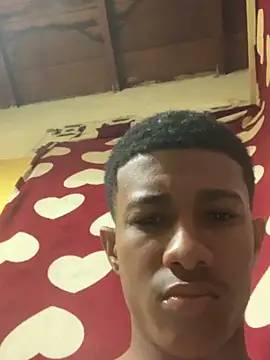 Pokazy przed kamerką – mario_diazhot