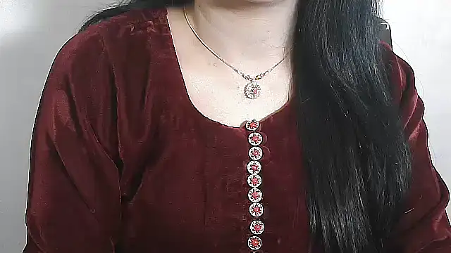 XXX chat uživo modela Chanchal--Navya