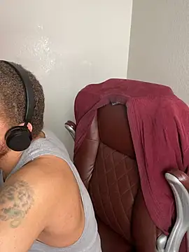 Fathero1time's Live XXX Chat