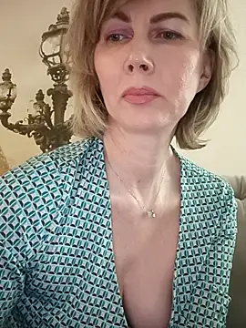 stellahere8n Live XXX chat