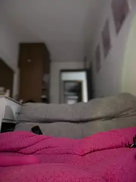 Chat +18 de DulceLenns ao vivo