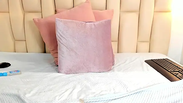 lia_mariana লাইভ XXX চ্যাট