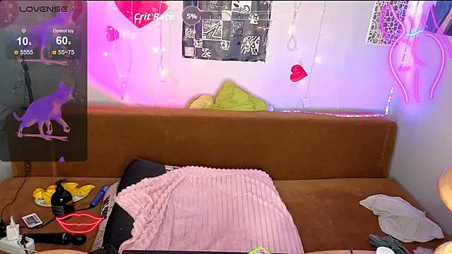 Онлайн чат XXX RachelPirce