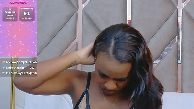 Sally-Noa 即時 XXX 聊天