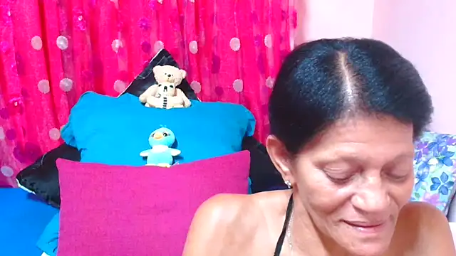 Chat XXX en directo de SLUTTYROXY