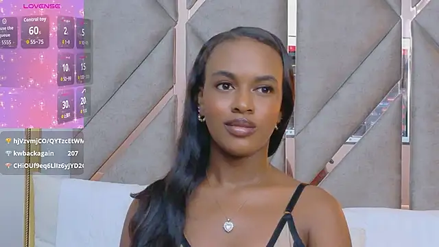 Sally-Noa Chat XXX live