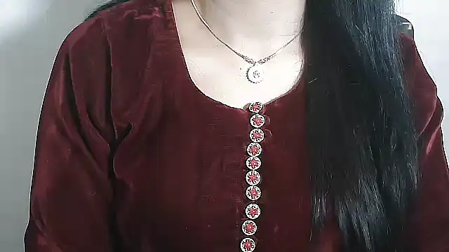 Chanchal--Navya Live XXX-chat