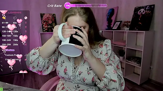 Megan_Violer Adlı Modelin Canlı XXX Sohbeti