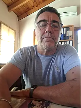 Pokazy przed kamerką – darialmas