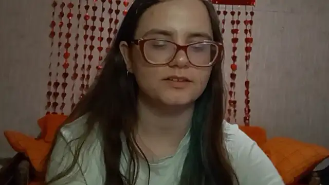 MiyabeeeのライブXXXチャット