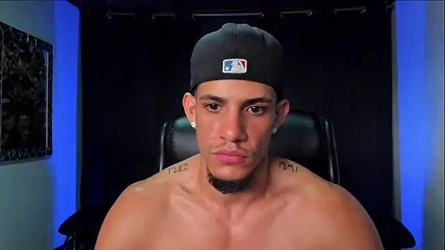 XXX chat uživo modela jhonnysnow17