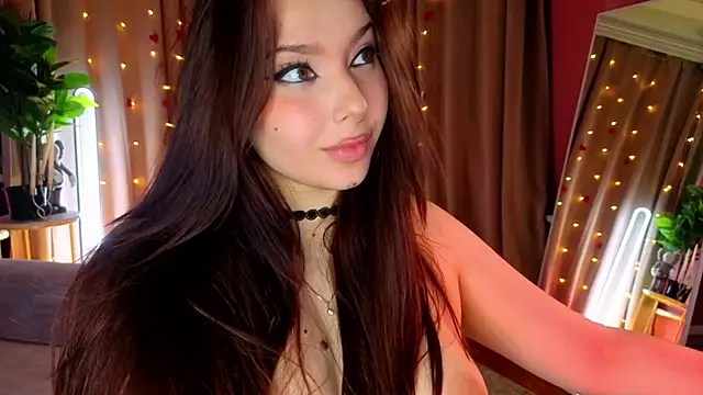 Lucy_lourasのライブXXXチャット