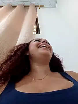 Mommy-Hot's Live XXX Chat