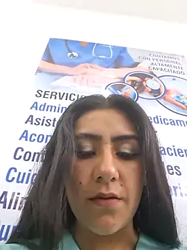 Chat XXX en directo de CAROLINE__07