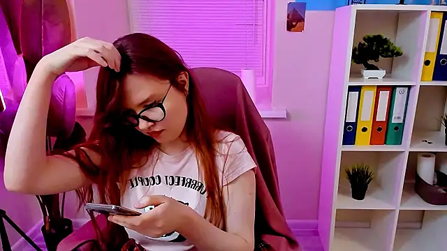 CarolGiggly – Naživo XXX chat