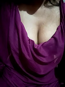 kaviyaponnu0987 Live XXX-Chat