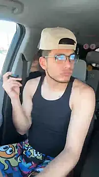 StrokingDaddy4 élő XXX-chatje