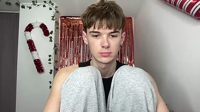 YourMilkyGuy Webcam Show