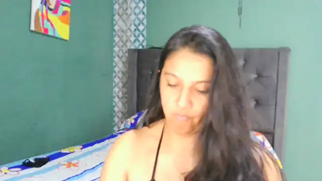 almaswan1 Live XXX Chat