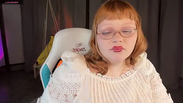 LottieReedn Live XXX chat