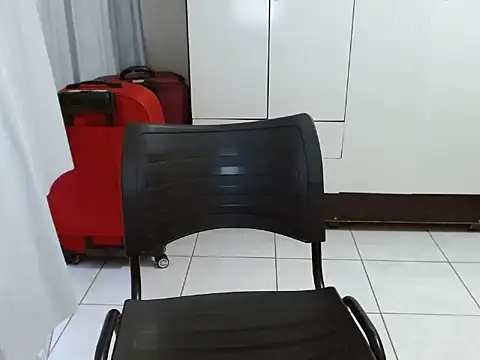 Онлайн чат XXX vaholiver