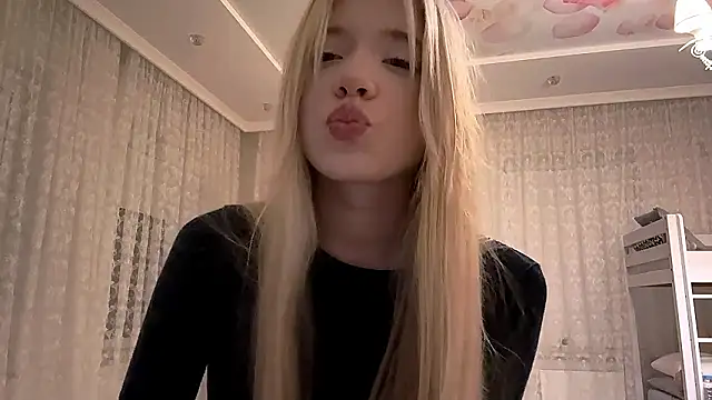 IvyArmbrister's Webcam Show